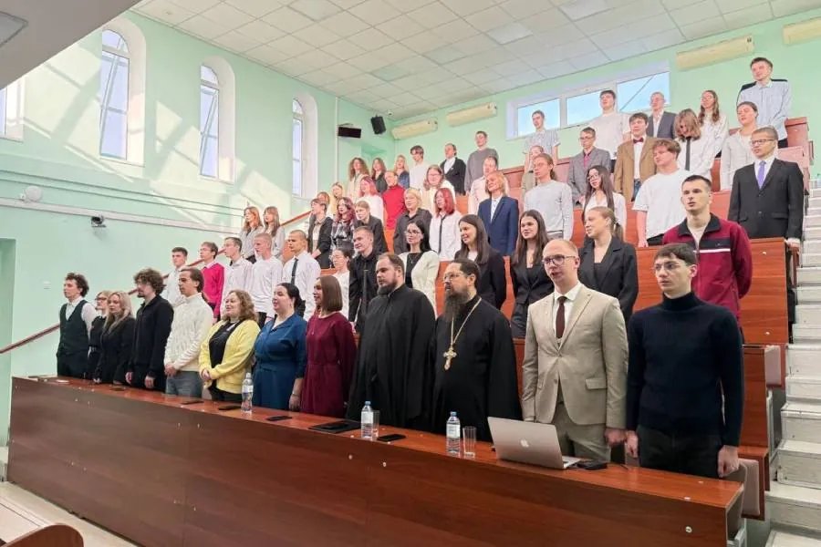 Представители духовных школ