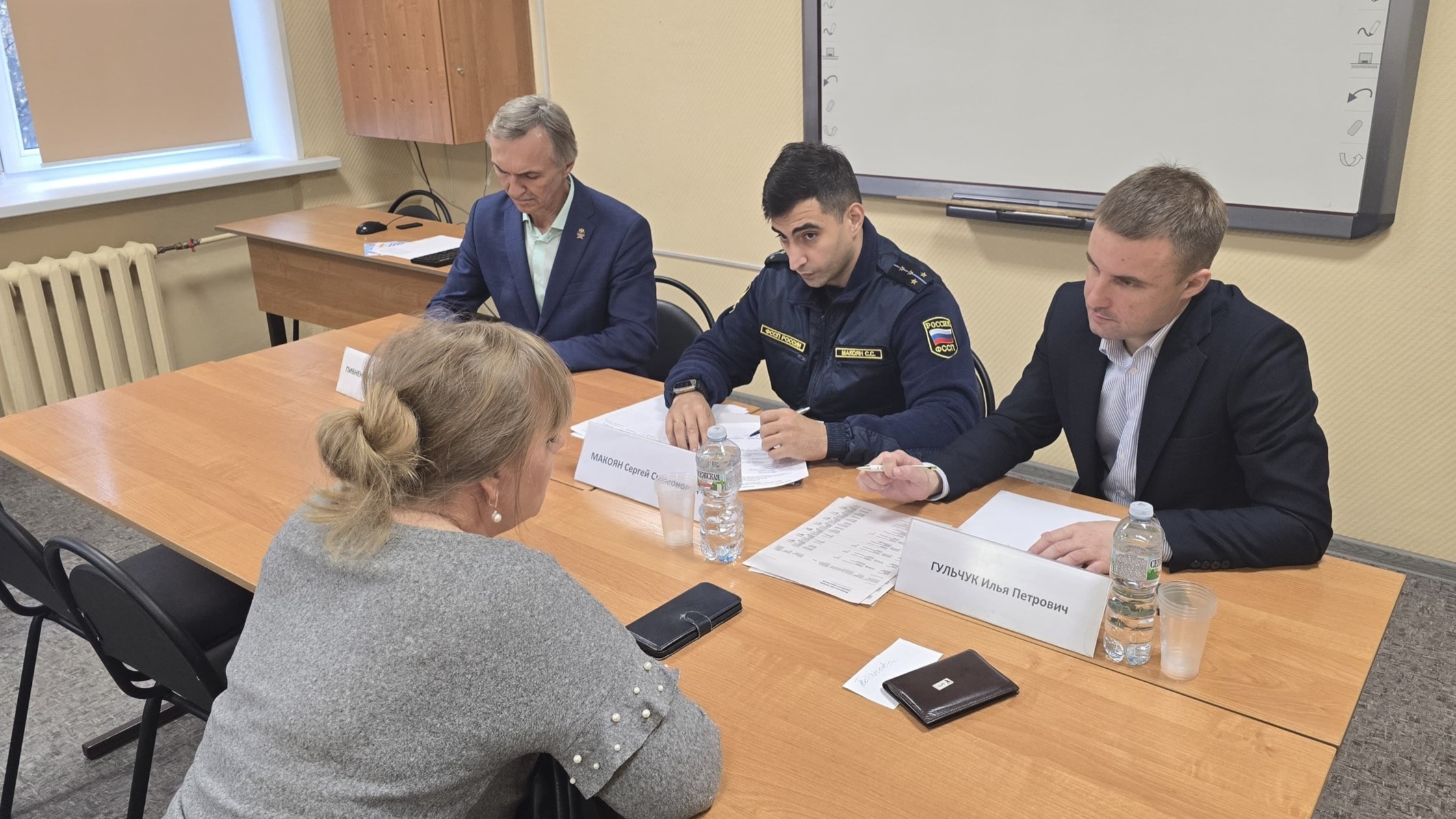 Управление ФССП провело прием граждан в Общественной приемной Главы Карелии