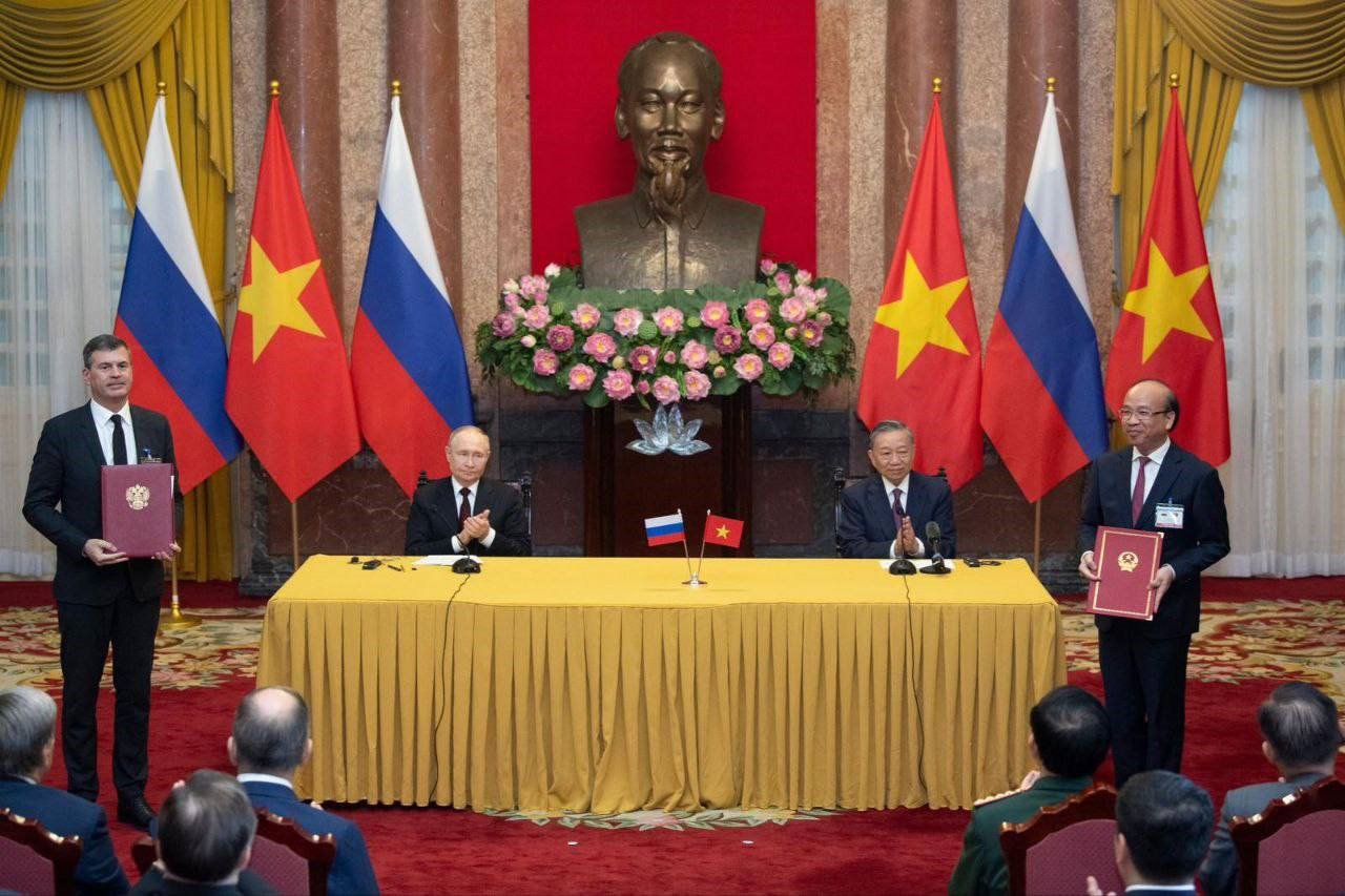 Академия подписала соглашения с ведущими вьетнамскими вузами