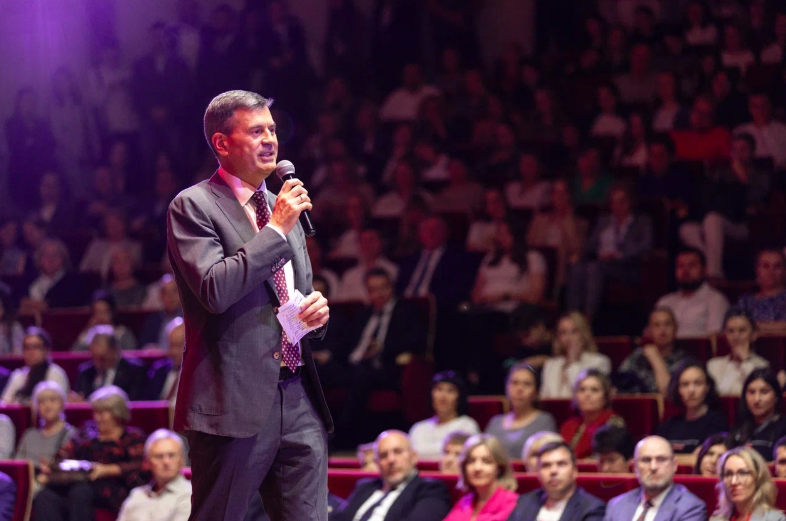 БОЛЬШОЙ АКТОВЫЙ ЗАЛ (1&nbsp;КОРПУС)