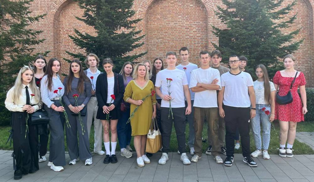 Президентская академия приняла участие в акции памяти и скорби