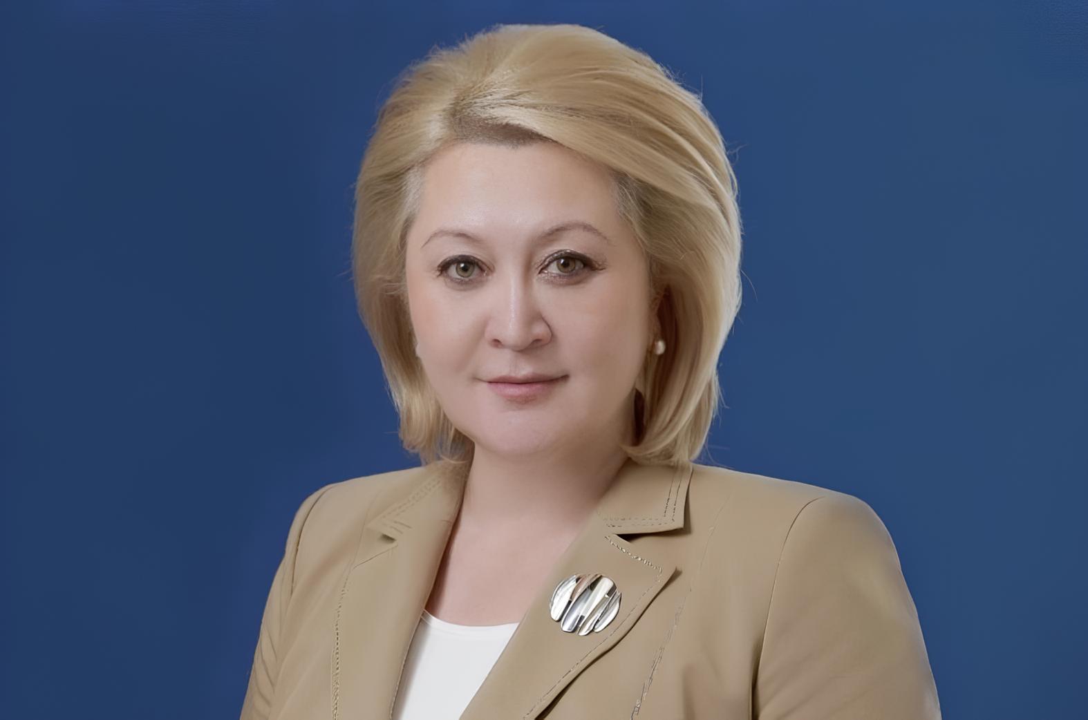 Поздравление Председателя комитета Совета Федерации по науке, образованию и культуре Лилии Гумеровой