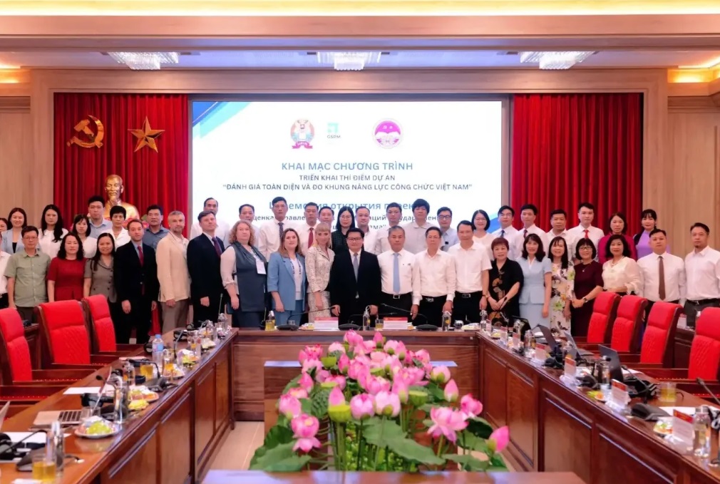 Launch of the unique project abroad: assessment of managerial competencies of Vietnamese civil servants 