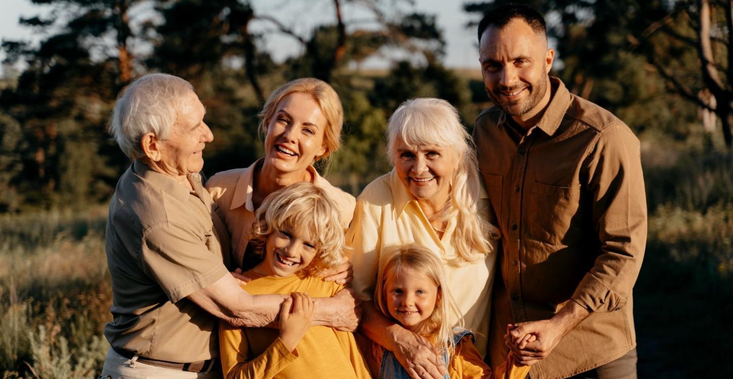 Тема дня: Соцфонд с января по июнь потратил на выплату страховых пенсий 4,7 трлн рублей