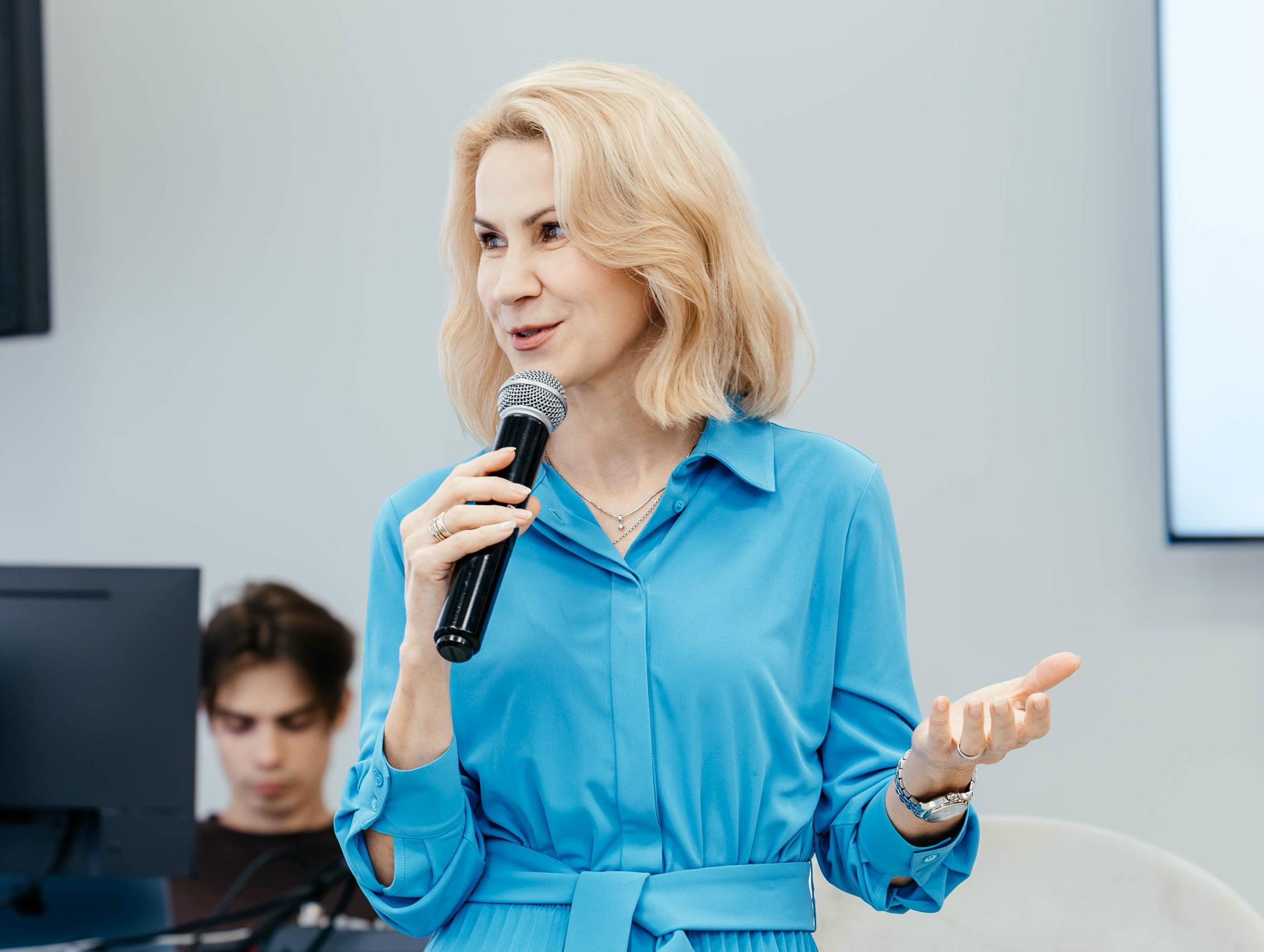 Какой студенты видят свою Академию?