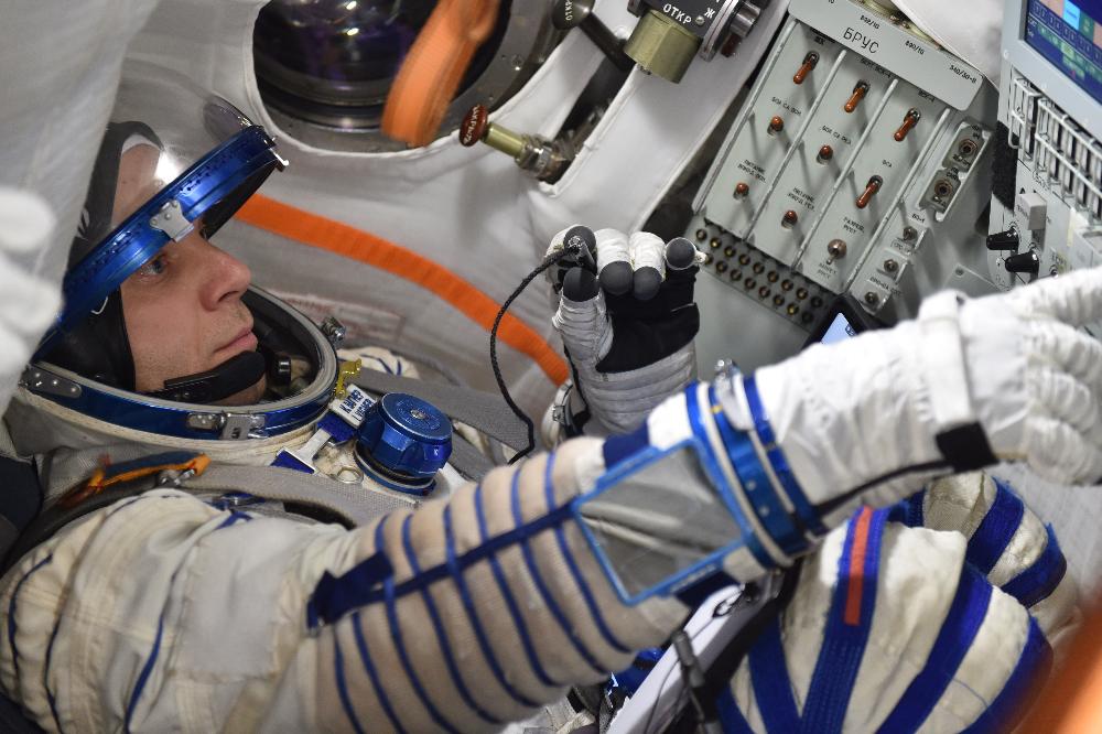 Фотовыставка «Космонавты Академии»