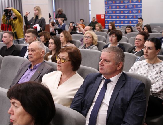 Публичные слушания по проекту закона области о бюджете 