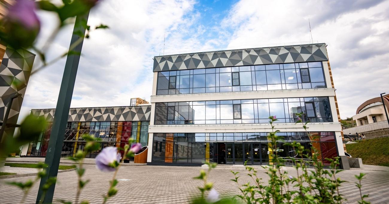 Академия и ЦЗ «Машук» проведут летнюю и зимнюю школы для специалистов по страткоммуникациям