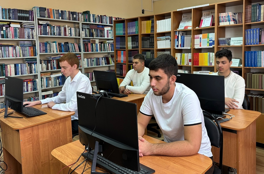 Студенты приняли участие в «Школе грамотного потребителя ЖКХ»