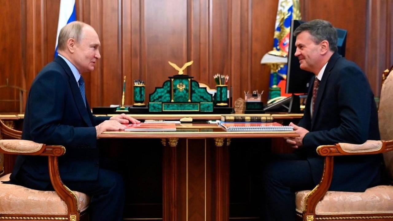 Президент Владимир Путин наградил Алексея Комиссарова орденом Александра Невского