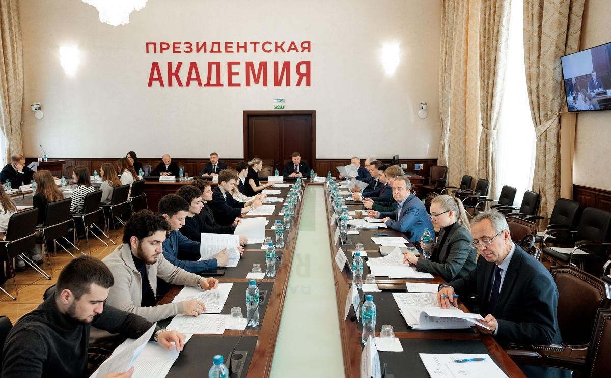 В Академии предложили дополнить законодательство использованием ИИ против коррупции