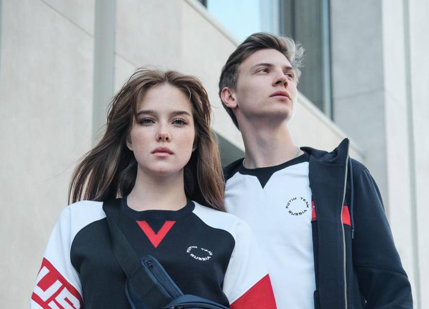 Мода для будущих лидеров: студенты Академии на подиуме с коллекцией Putin Team Russia