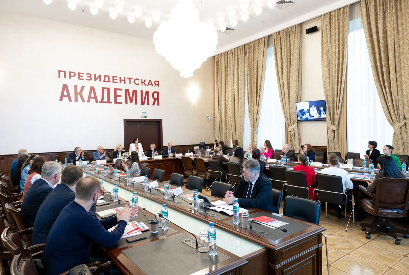 Научная работа на кафедре ЮНЕСКО Президентской академии: итоги учебного года