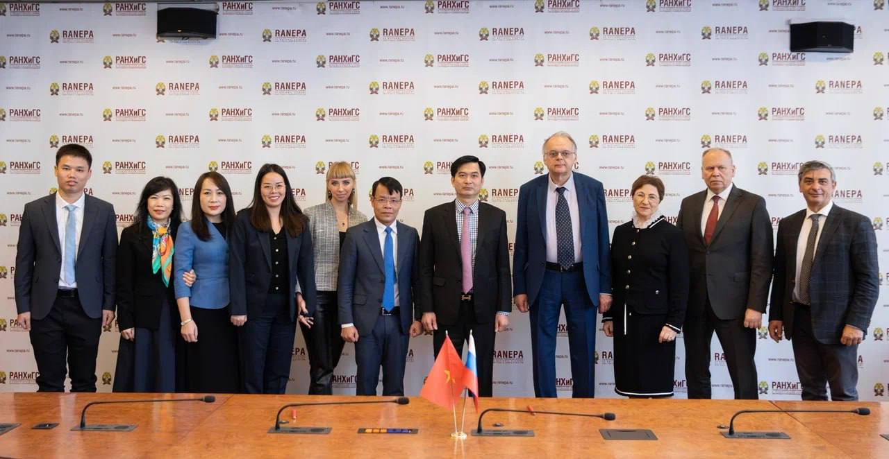 Presidential Academy and People's Security Academy of Vietnam Signed Expanded Cooperation Agreement