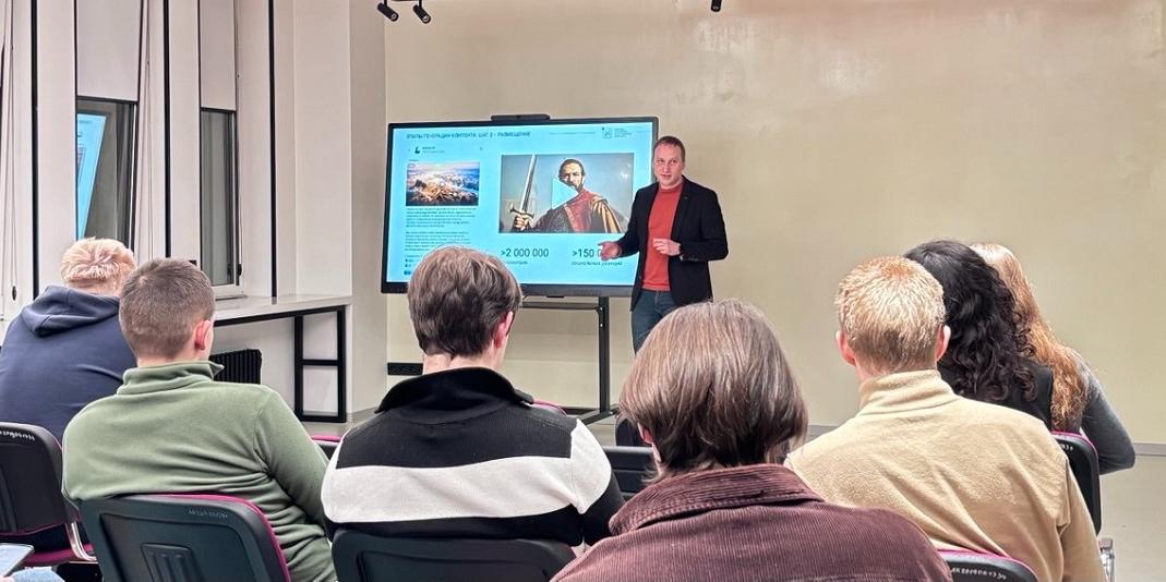 В Президентской академии запустили первый в стране курс по работе с ИИ для будущих управленцев 