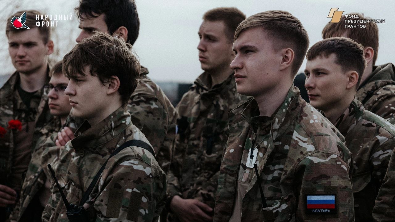 Делаю  Студенты завершили гуманитарную миссию в ДНР