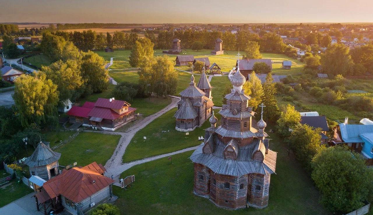 Тема дня: Россияне стали активнее посещать города «Золотого кольца» и «Серебряного ожерелья»