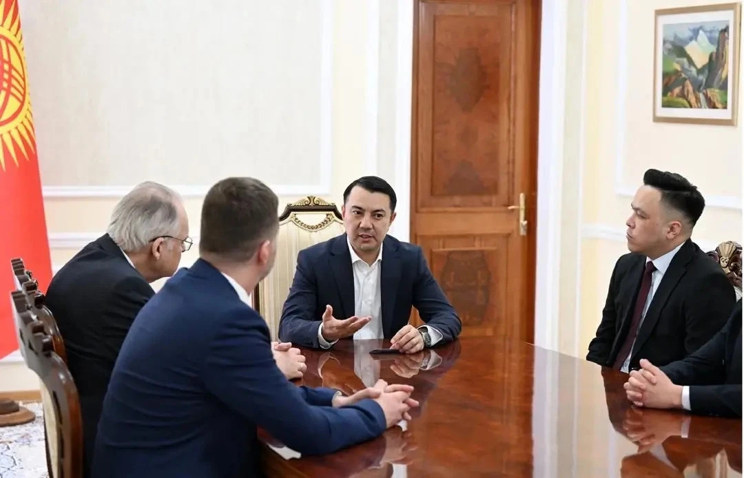 Vice-Rector of the Presidential Academy Andrei Margolin meets with Speaker of the Parliament of the Kyrgyz Republic Marlen Mamataliev