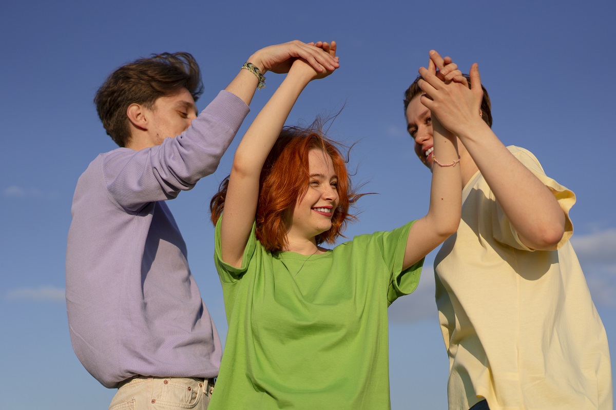 Росмолодёжь запустила Службу Заботы — единую поддержку для детей и молодёжи