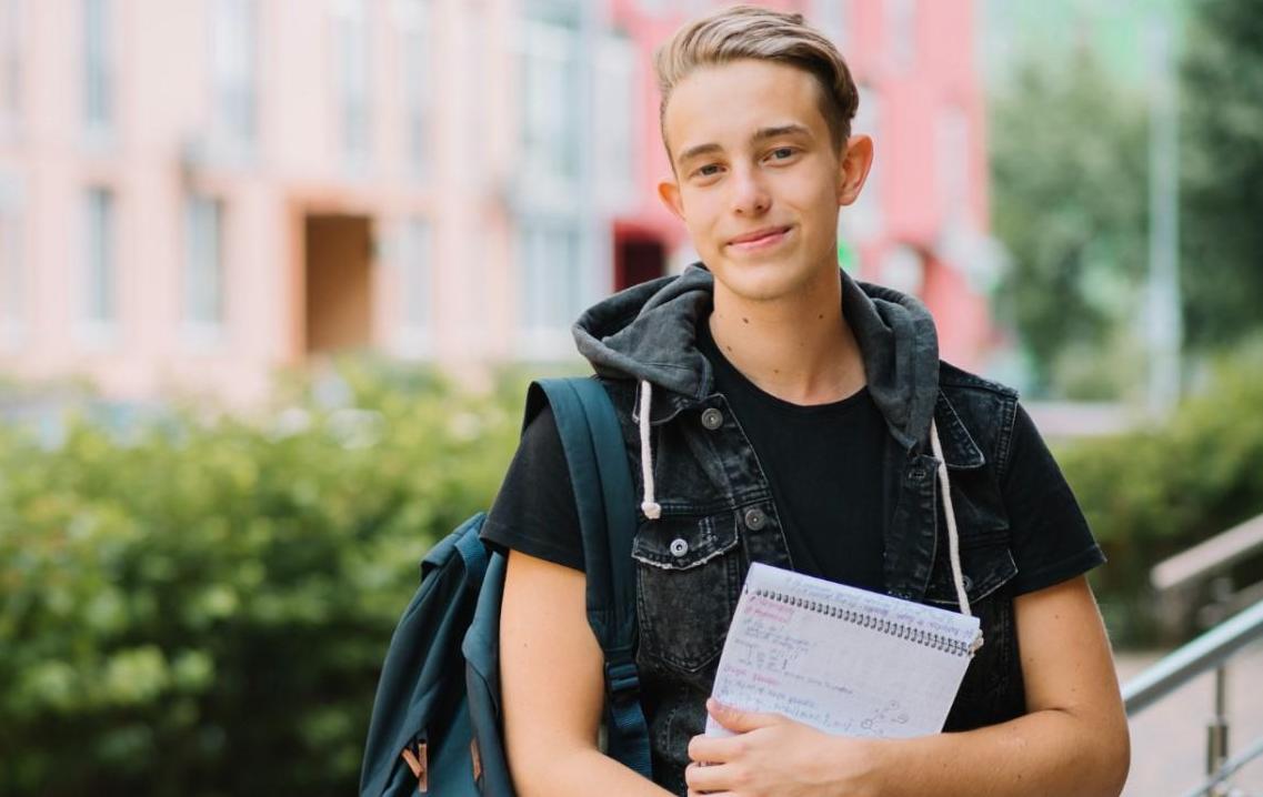 Что означают уровни олимпиад и как они влияют на количество баллов при поступлении?