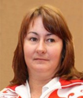 Vyalbe Elena: Three-time Olympic champion (1992, 1994, 1998), Olympic bronze medal winner (1992), world champion (1989, 1991, 1993, 1995, 1997), silver medal winner at the World Championship (1989, 1991, 1997), five-time World Cup winner. 2010 – present – President of the Russian Cross-Country Ski Association. Graduated from the Russian Academy of Public Administration under the President of the Russian Federation in 2004.