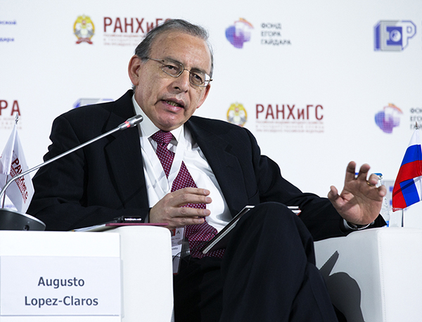 Аугусто Лопес-Кларос, Директор Департамента Всемирного банка