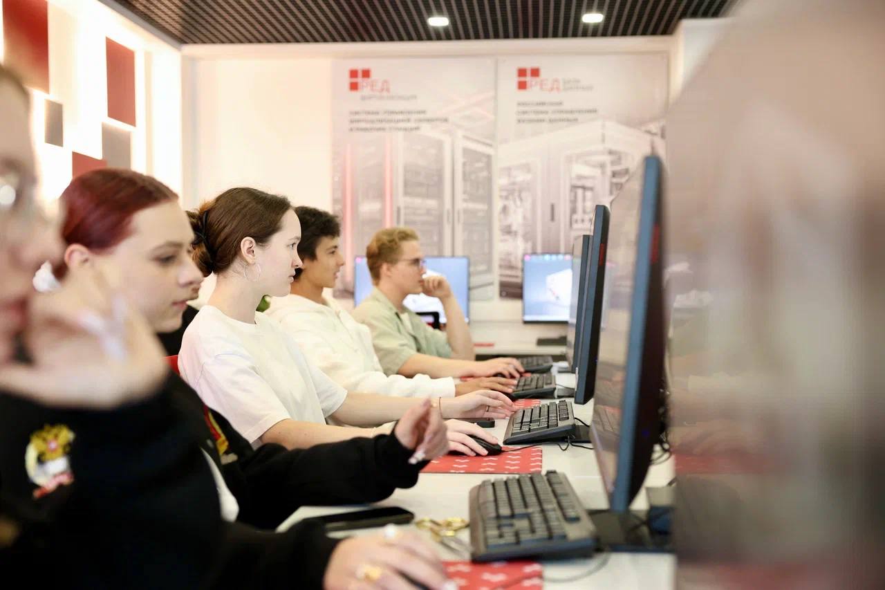 Студенты Академии будут изучать отечественный софт в ИТ-лаборатории РЕД СОФТ 