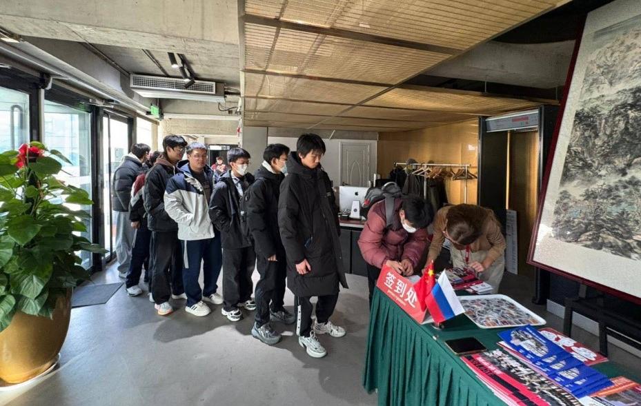 中国首次举办了“未来的管理者”总统学院国际奥林匹克竞赛