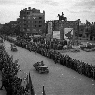 30 апреля — 6 мая 1945