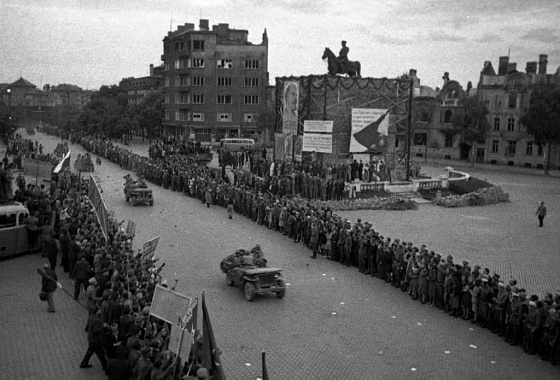 30 апреля — 6 мая 1945