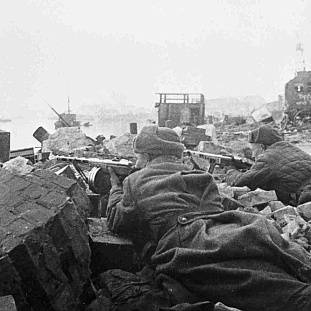 2-8 апреля 1945
